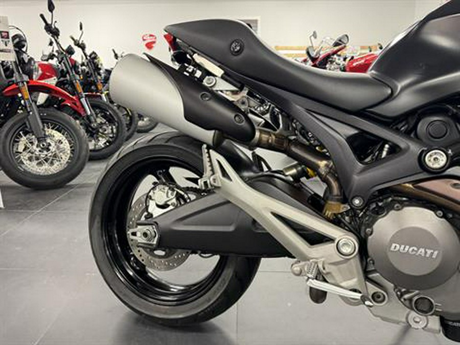 2014 Ducati Monster 696