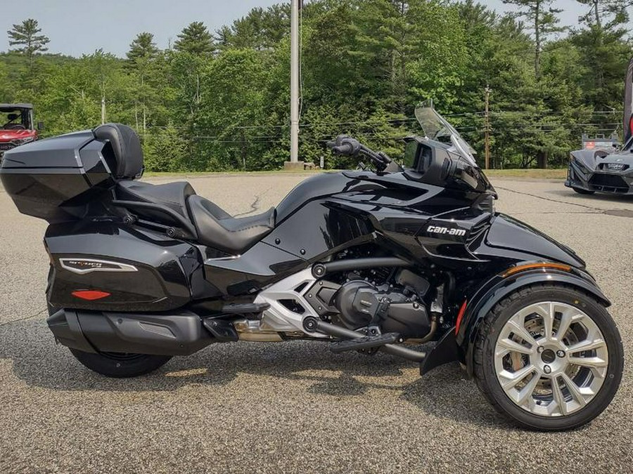 2025 Can-Am® Spyder F3 Limited Platine Wheels