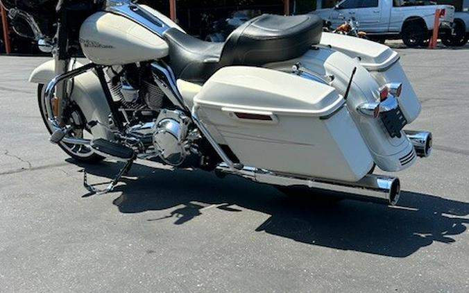 FLHXS 2015 Street Glide® Special