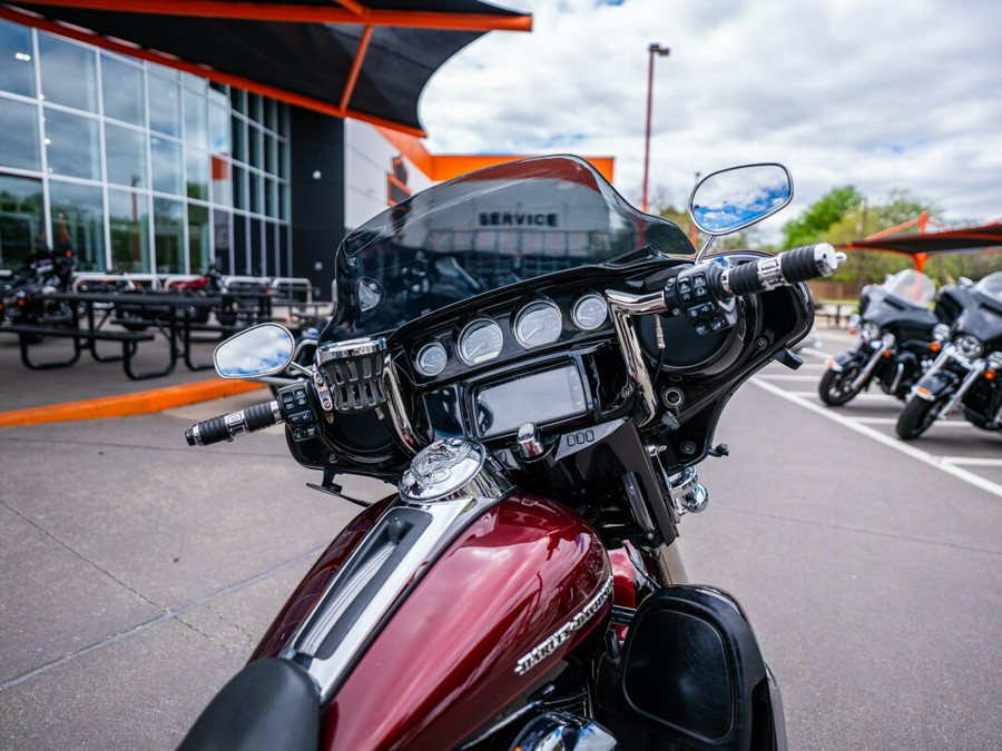 2014 Electra Glide Ultra Limited FLHTK