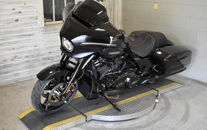 2024 Harley-Davidson® FLHX - Street Glide®