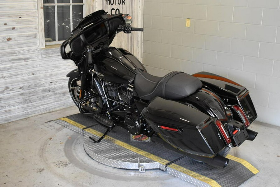 2024 Harley-Davidson® FLHX - Street Glide®