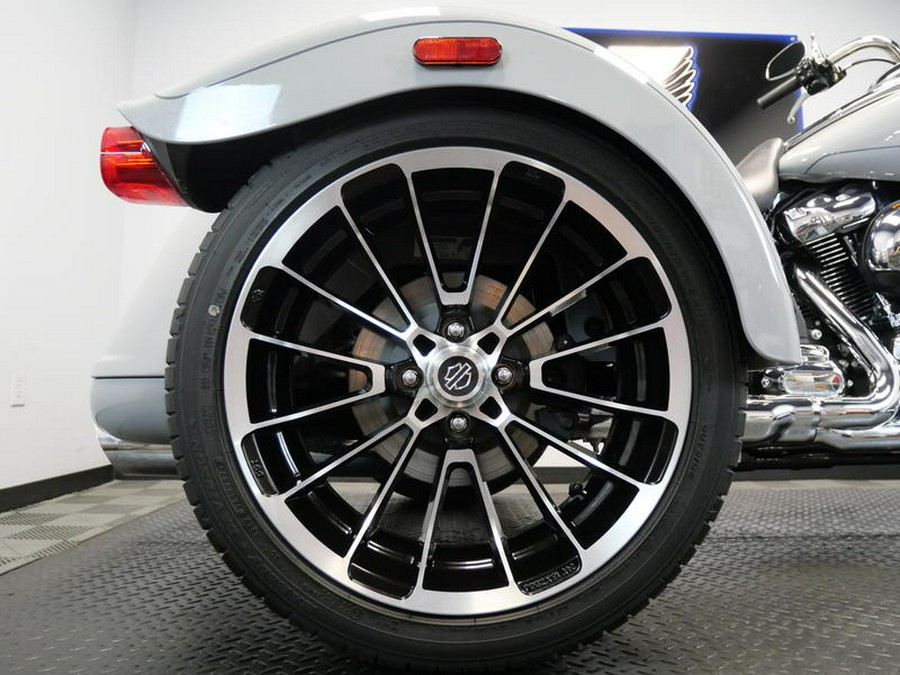 2024 Harley-Davidson® FLTRT - Road Glide® 3