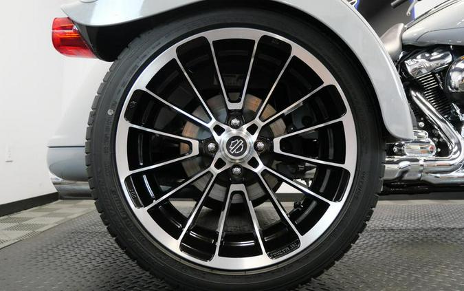 2024 Harley-Davidson® FLTRT - Road Glide® 3