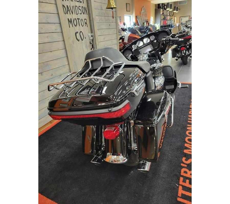 2018 Harley-Davidson® FLHTKL - Ultra Limited Low