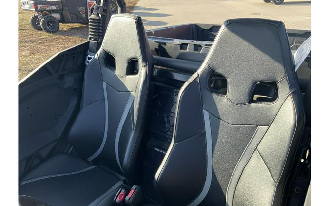 2024 Can-Am Commander XT 1000R