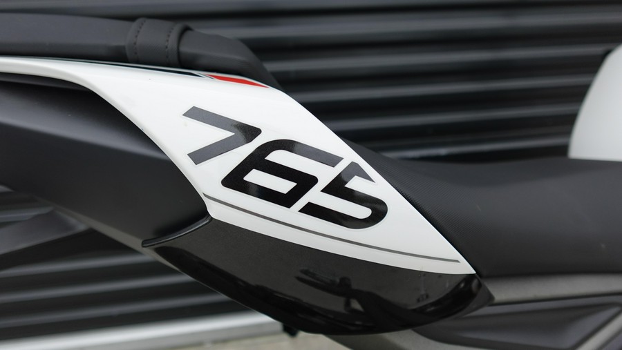 2025 Triumph Street Triple 765 R