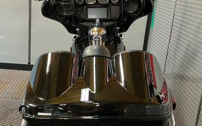 2020 Harley-Davidson Street Glide Base