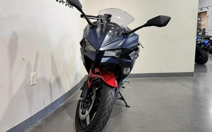 2026 Kawasaki Ninja® 500 ABS Metallic Matte Twilight Blue