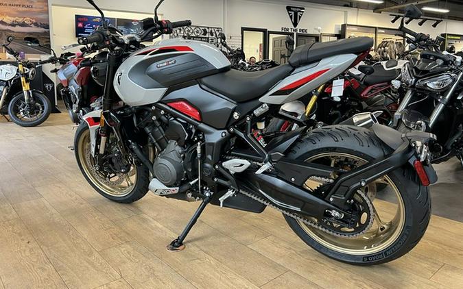 2026 Triumph Trident 800 Ash grey 800