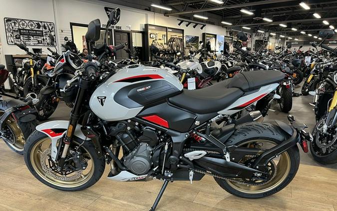 2026 Triumph Trident 800 Ash grey 800