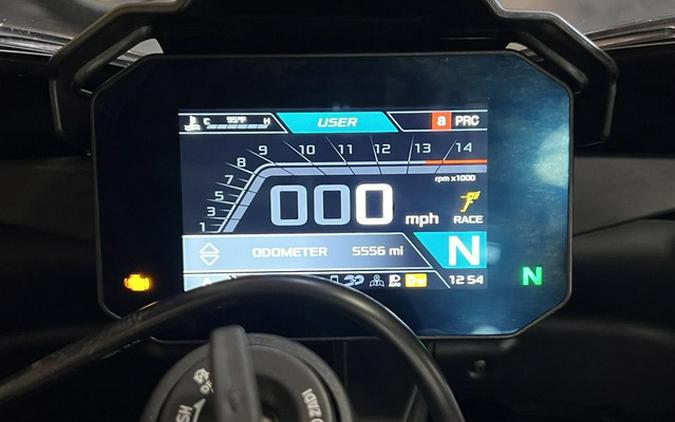 2022 Aprilia RSV4 1100