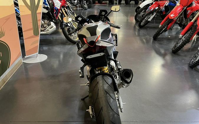 2022 Aprilia RSV4 1100