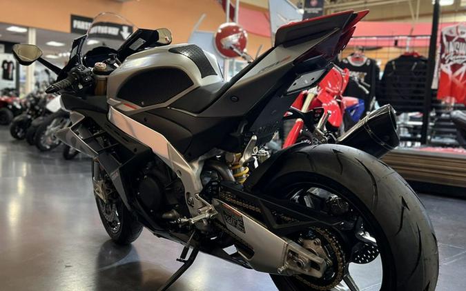 2022 Aprilia RSV4 1100