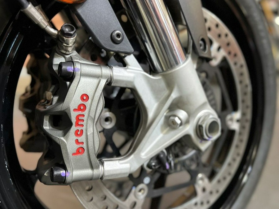 2022 Aprilia RSV4 1100
