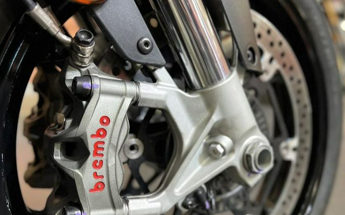2022 Aprilia RSV4 1100