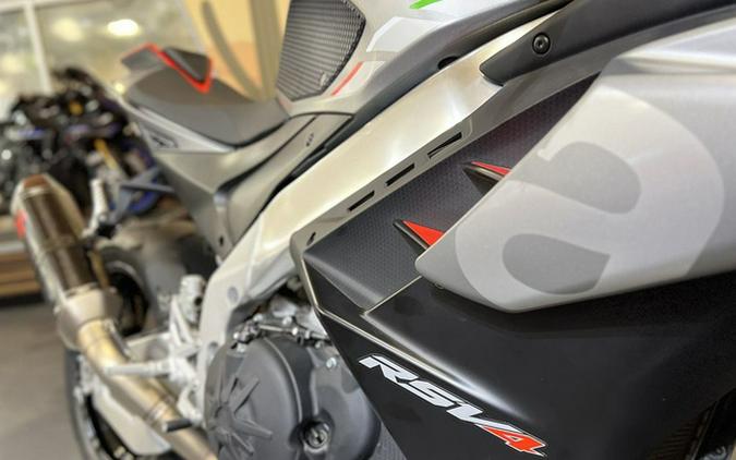 2022 Aprilia RSV4 1100