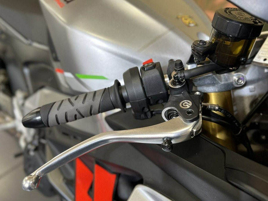 2022 Aprilia RSV4 1100