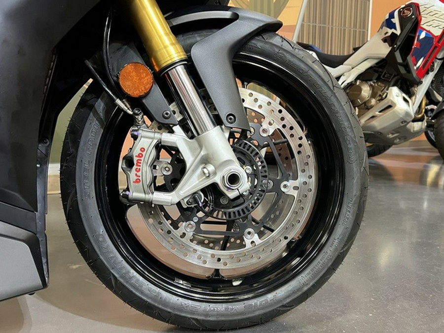 2022 Aprilia RSV4 1100