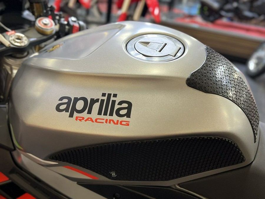 2022 Aprilia RSV4 1100