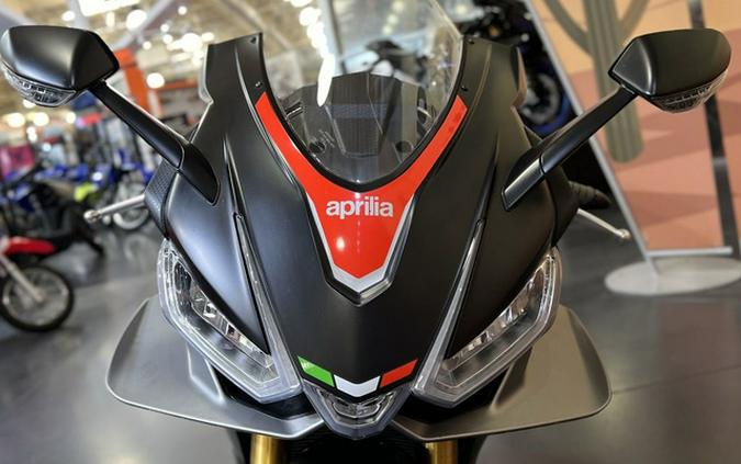 2022 Aprilia RSV4 1100