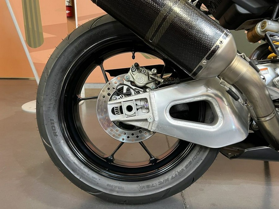 2022 Aprilia RSV4 1100