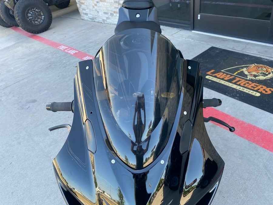 2023 Suzuki GSX-R 1000