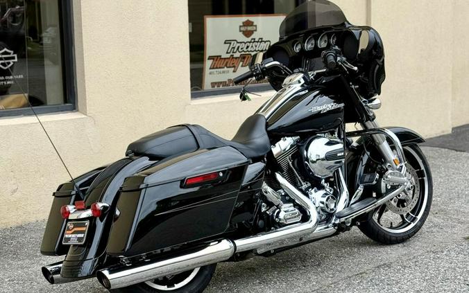 2015 Harley-Davidson® Street Glide® Special FLHXS