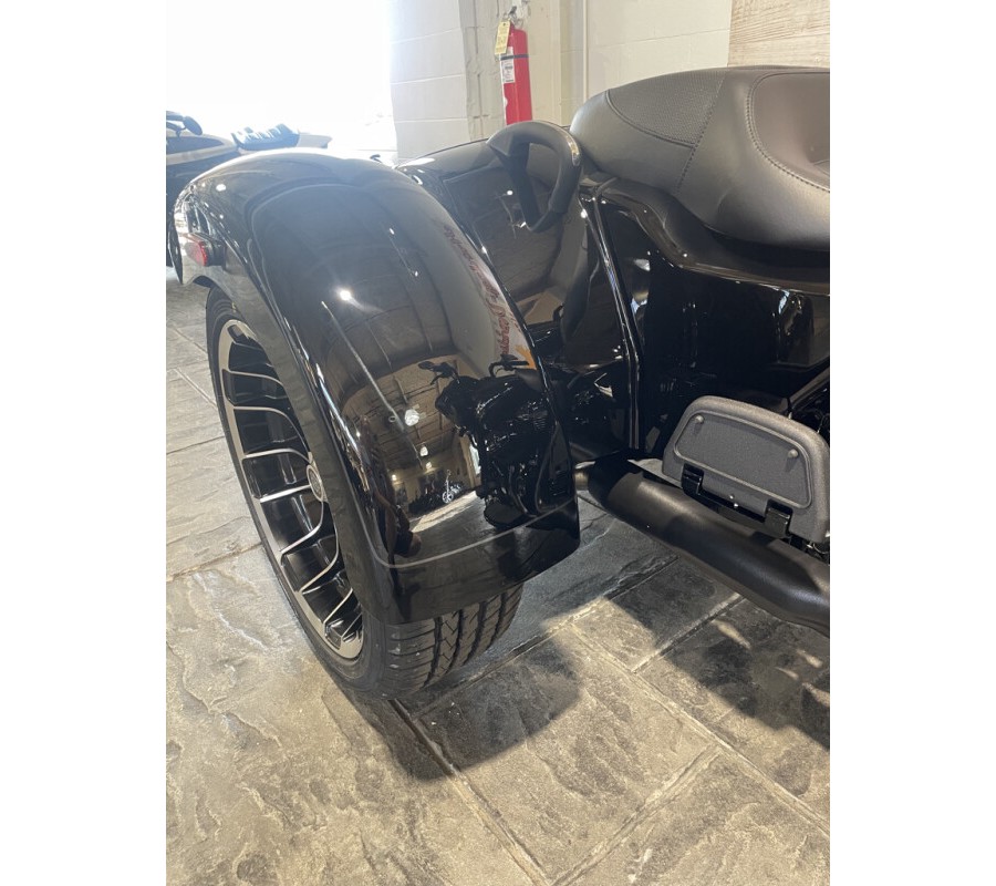 2023 Harley-Davidson Road Glide 3