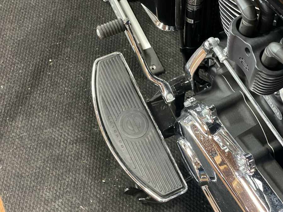 2023 Harley-Davidson FLHCS - Heritage Classic