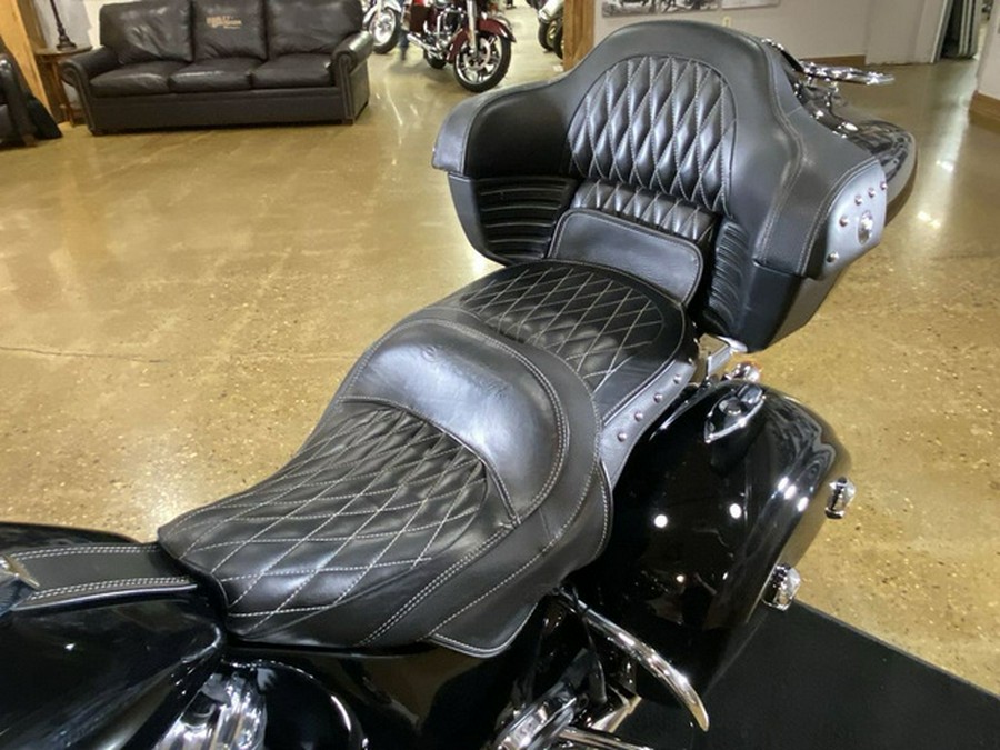 2018 Indian Roadmaster ABS Thunder Black