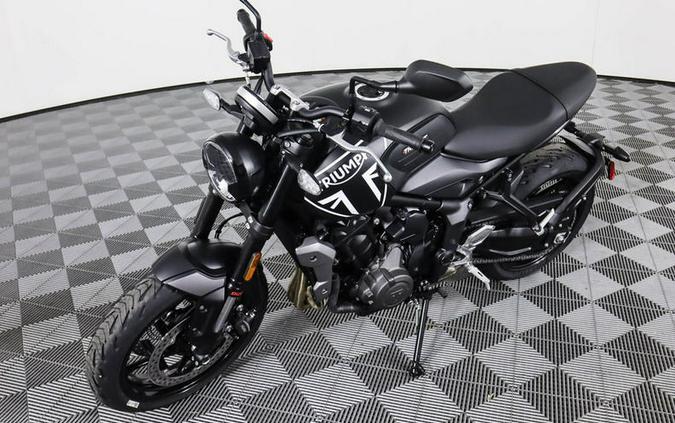 2023 Triumph Trident 660 Matte Jet Black / Matte Silver Ice