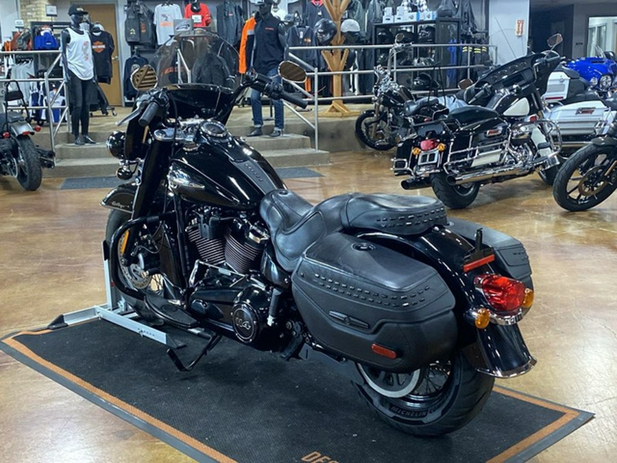 2020 Harley-Davidson FLHCS - Heritage Classic 114