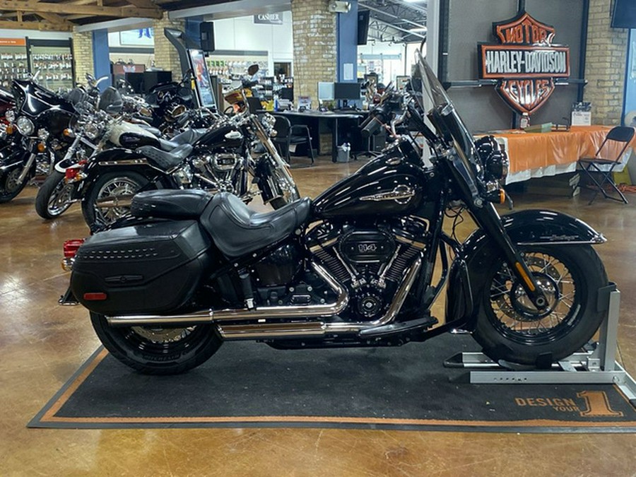 2020 Harley-Davidson FLHCS - Heritage Classic 114