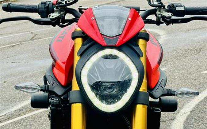 2024 Ducati Monster SP