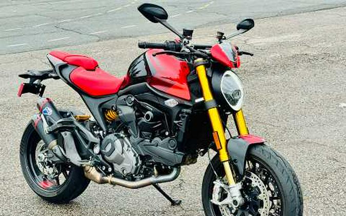 2024 Ducati Monster SP