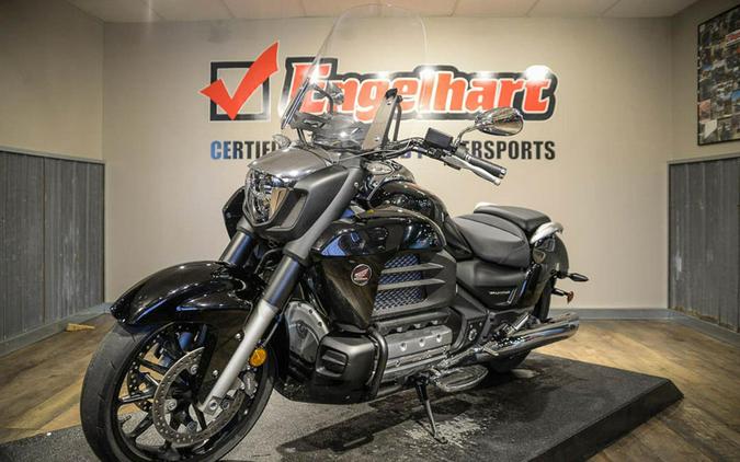 2014 Honda Gold Wing® Valkyrie®