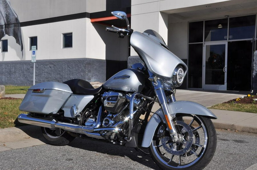 2023 Harley-Davidson® FLHX - Street Glide®