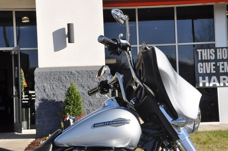 2023 Harley-Davidson® FLHX - Street Glide®