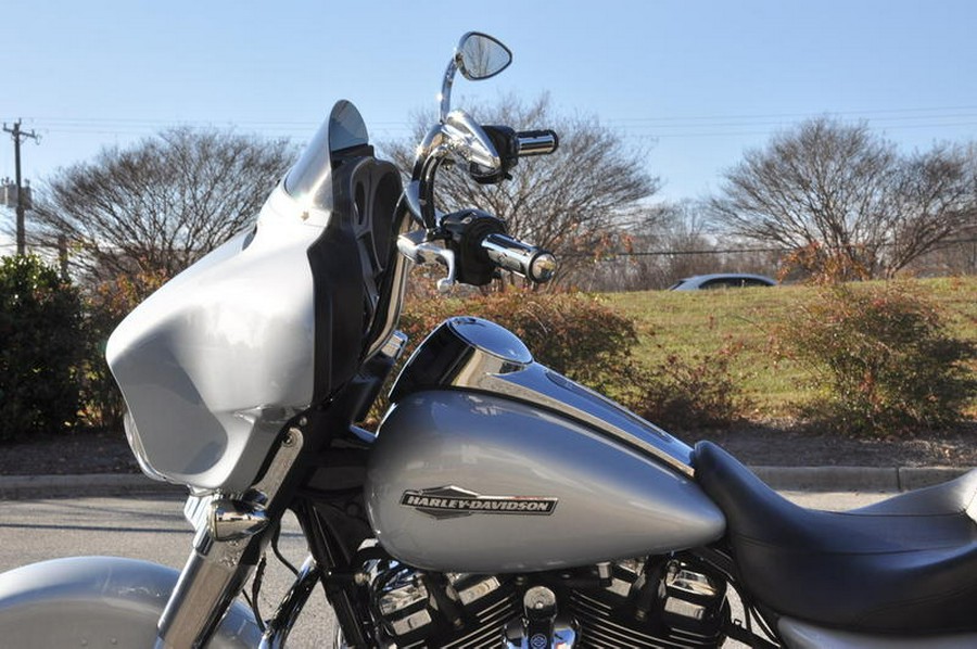 2023 Harley-Davidson® FLHX - Street Glide®