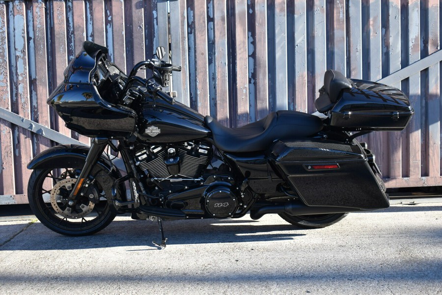 2022 Harley-Davidson® Road Glide® Special FLTRXS