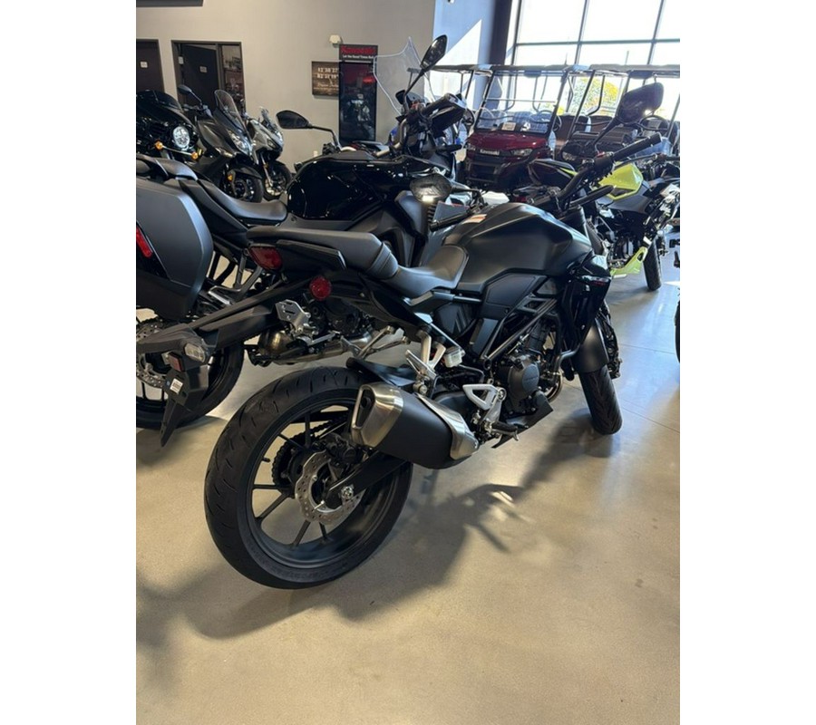 2025 Honda CB300R ABS