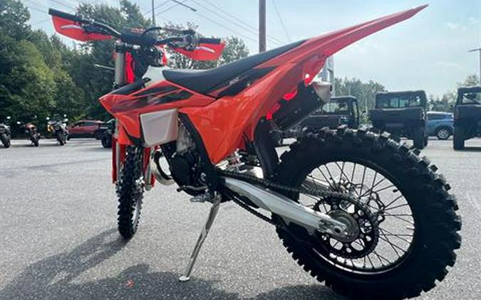 2027 KTM 300 XC