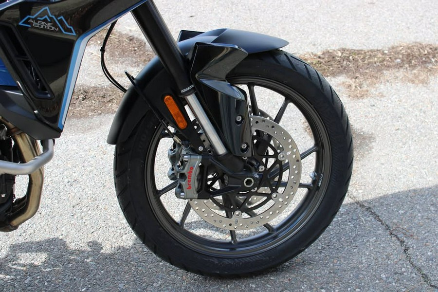 2026 TRIUMPH TIGER 900 ALPINE EDITION