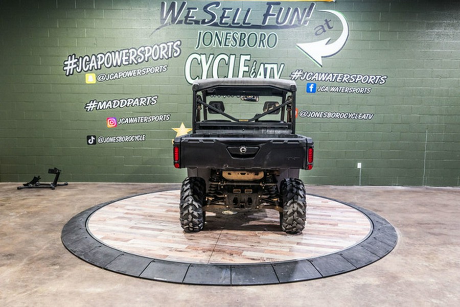 2017 Can-Am Defender HD8