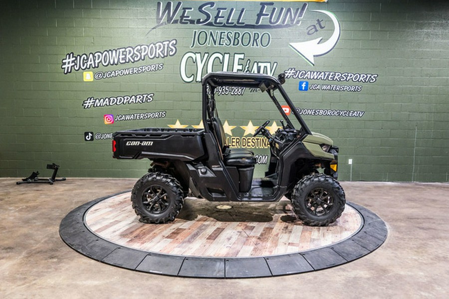 2017 Can-Am Defender HD8