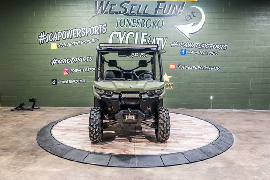 2017 Can-Am Defender HD8