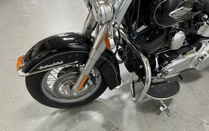 2011 Harley-Davidson Softail FLSTC - Heritage Classic