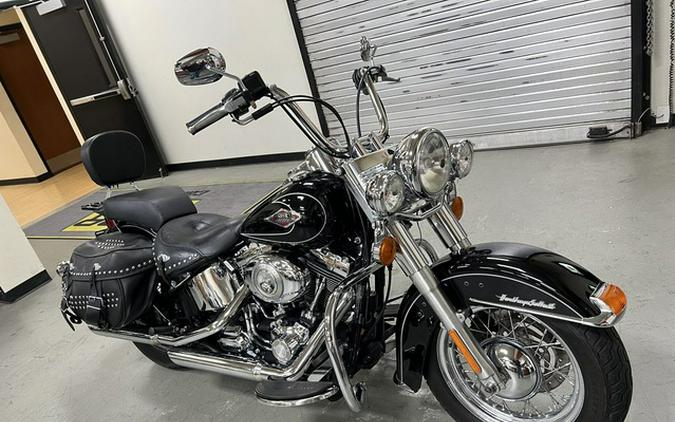 2011 Harley-Davidson Softail FLSTC - Heritage Classic