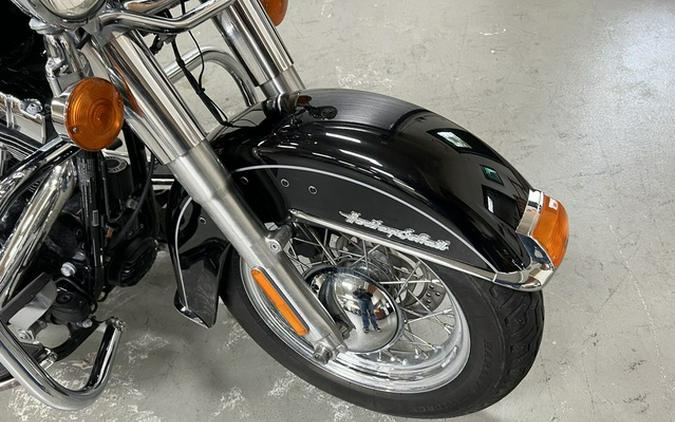 2011 Harley-Davidson Softail FLSTC - Heritage Classic